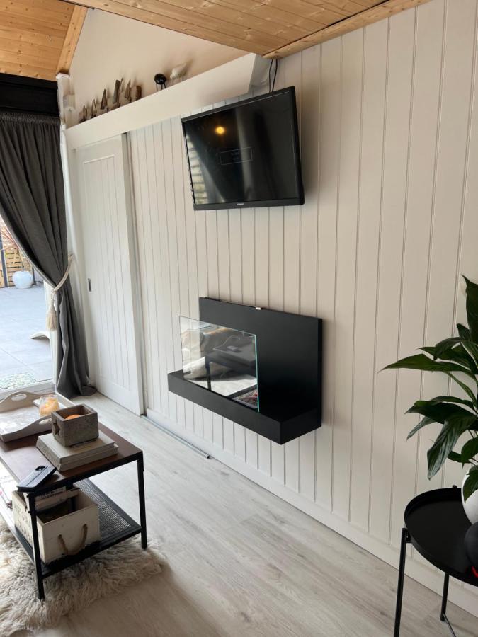 Seaside Cabin Retreat In Hayling Island South Hayling Exterior foto